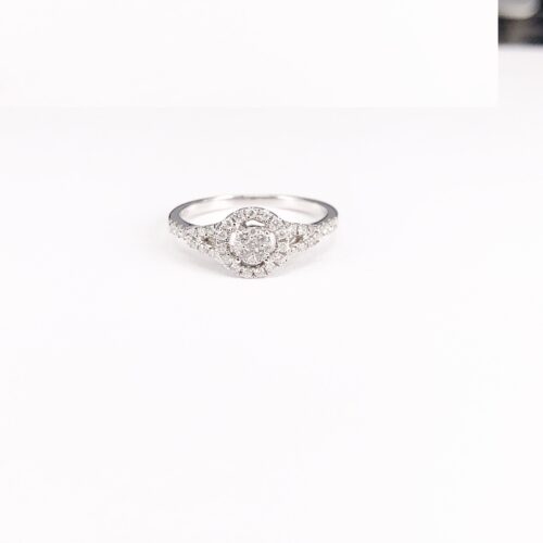 Diamonds Ring