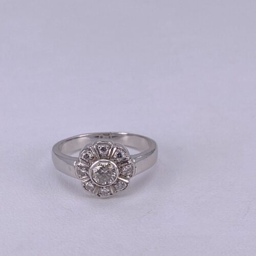 Round  Diamond Ring