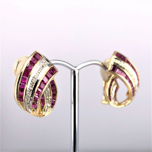 18ct Yellow Gold Earrings with Pin and Clip on